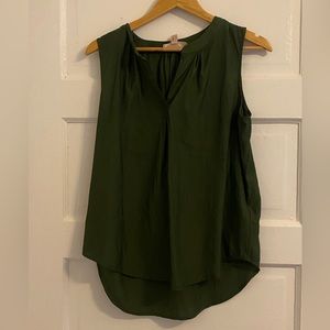 Sillly green tank top